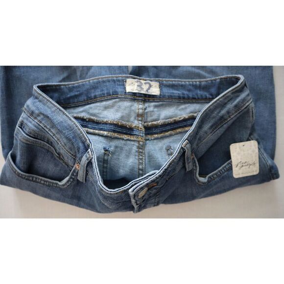 Free People OB1417516 Women's Sz 32 Vintage Indigo Carmen Flare Denim Jeans - Picture 4 of 9